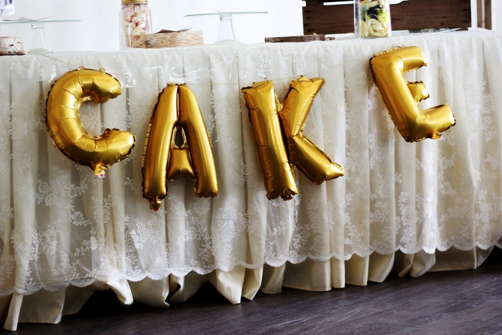 Cake balloon